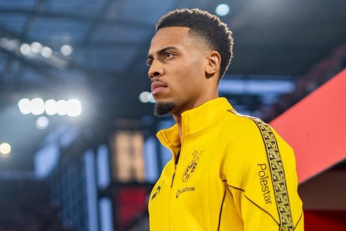 8868体育app下载-图片报：恩梅加年薪涨至1000万欧，合同含2027年生效的解约条款